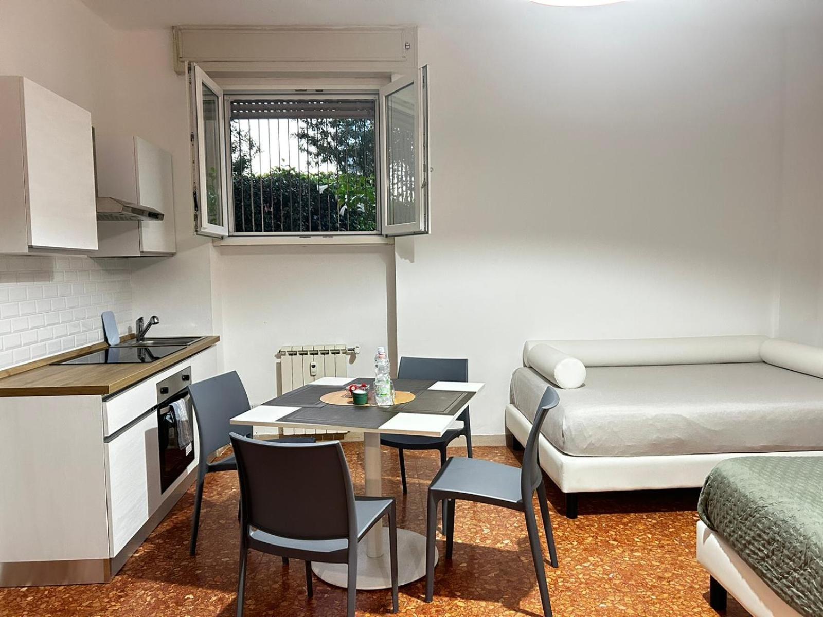 Bam Bam Tiburtina Guesthouse Řím Pokoj fotografie
