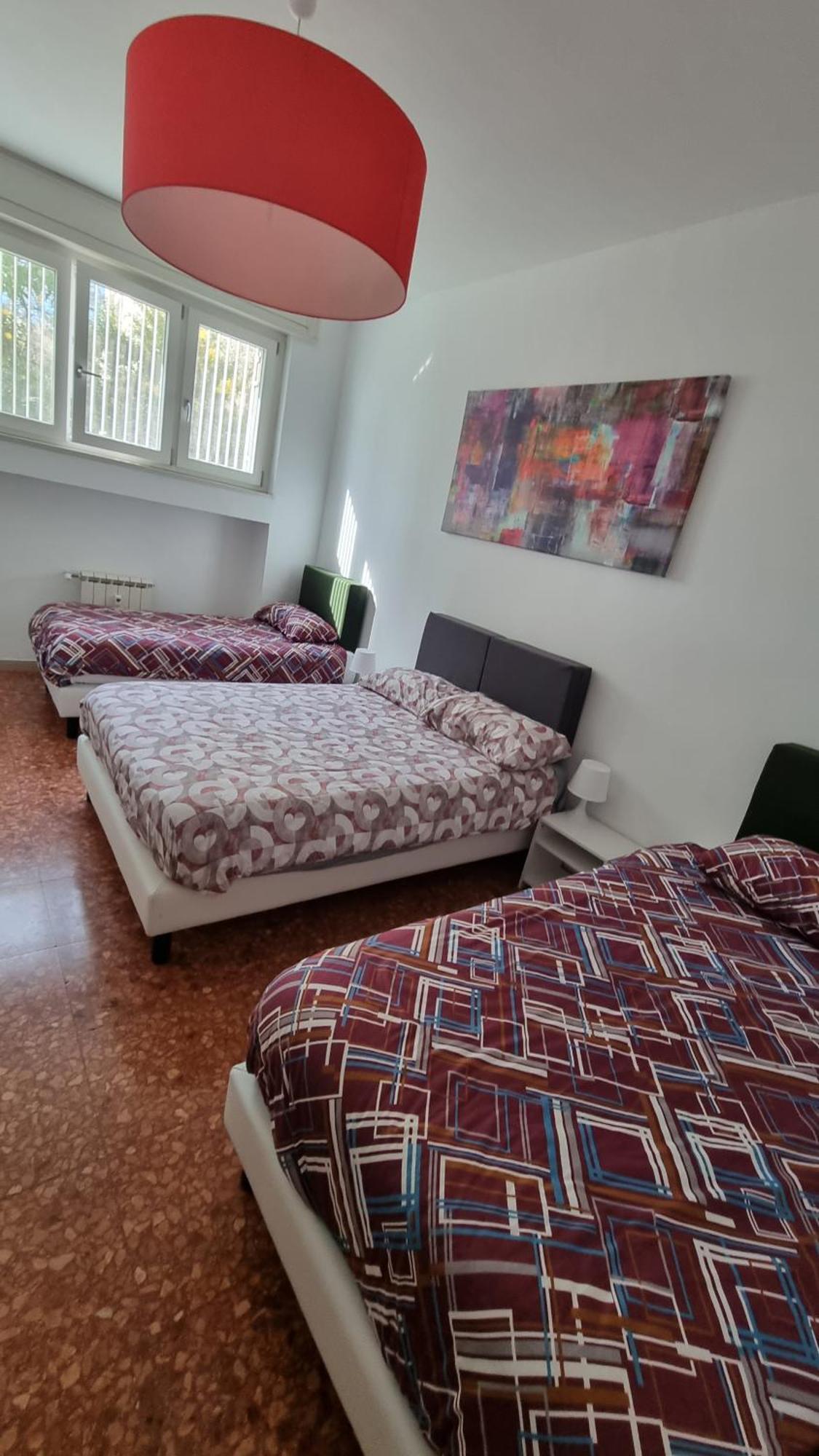 Bam Bam Tiburtina Guesthouse Řím Pokoj fotografie